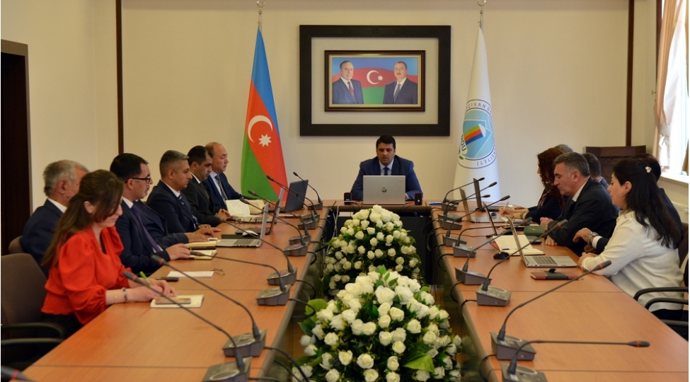 ndu-ile-amea-nin-tarix-ve-etnologiya-institutu-arasinda-birge-emekdashliq-meseleleri-muzakire-olunub-foto