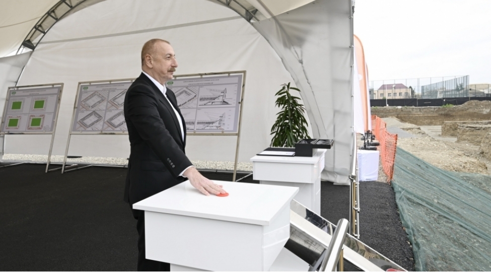 gence-sheher-stadionunun-temeli-qoyulub-yenilenibfoto