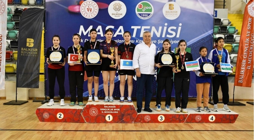 azerbaycan-stolustu-tennischileri-turk-dovletleri-beynelxalq-turnirinde-mukafat-qazaniblar