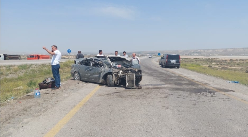 haciqabulda-minik-avtomobili-ashib-8-nefer-xesaret-alib