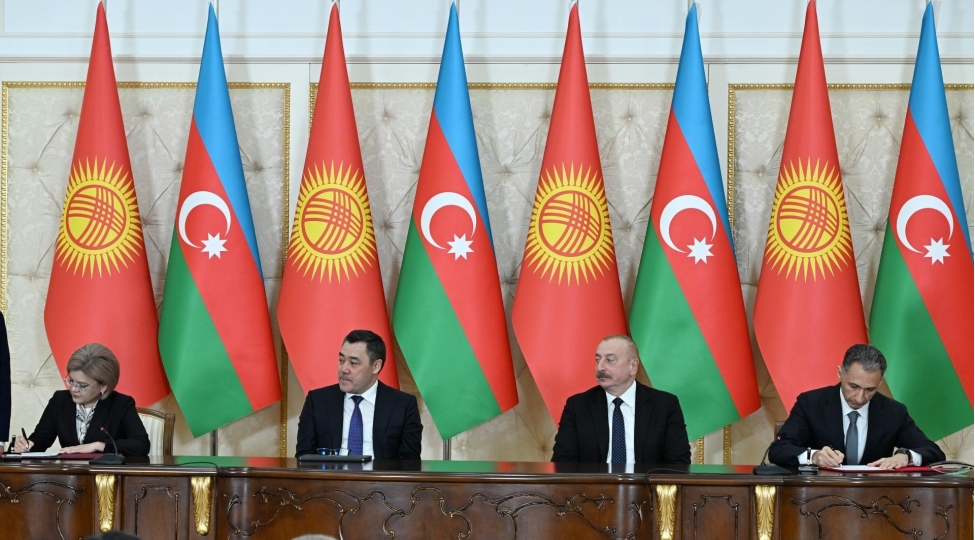 azerbaycan-qirgizistanin-dovlet-xidmetleri-merkezlerini-tekmilleshdirecek