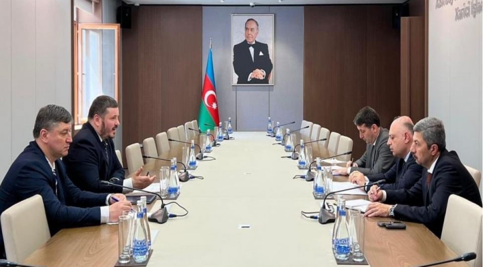 ukrayna-sefiri-etimadnamesinin-suretini-azerbaycan-xin-e-teqdim-edib