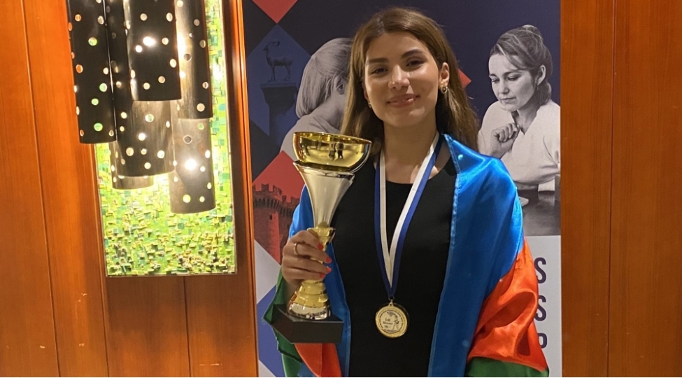 absh-sefirliyi-azerbaycanli-shahmatchini-qelebe-munasibetile-tebrik-edib