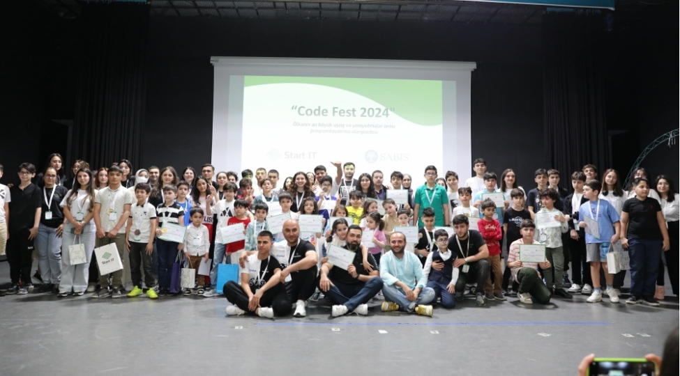 ushaq-ve-yeniyetmeler-arasi-proqramlashdirma-olimpiadasi-kechirilib-foto