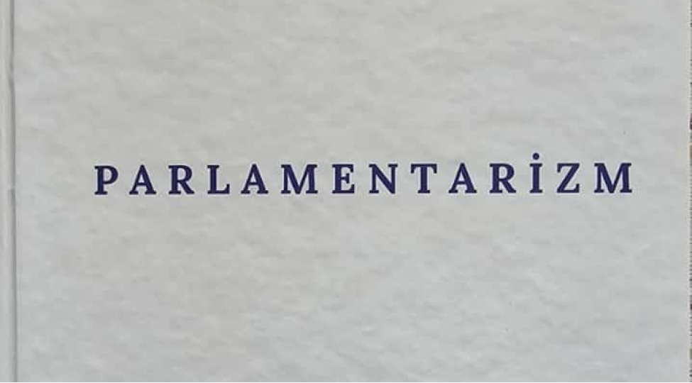parlamentarizm-ali-mektebler-uchun-deyerli-ders-vesaiti