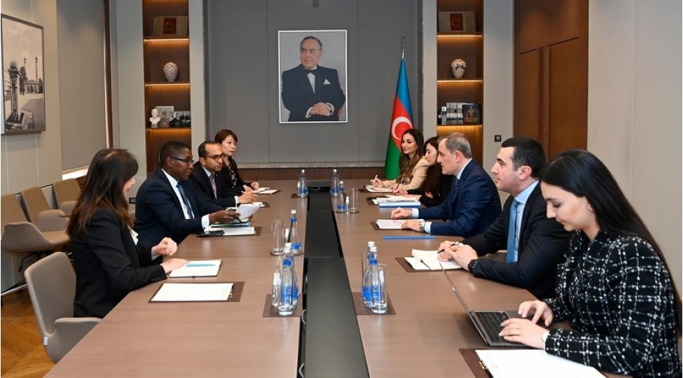 ceyhun-bayramov-quterreshin-mushaviri-ile-cop29-a-hazirligi-muzakire-edib