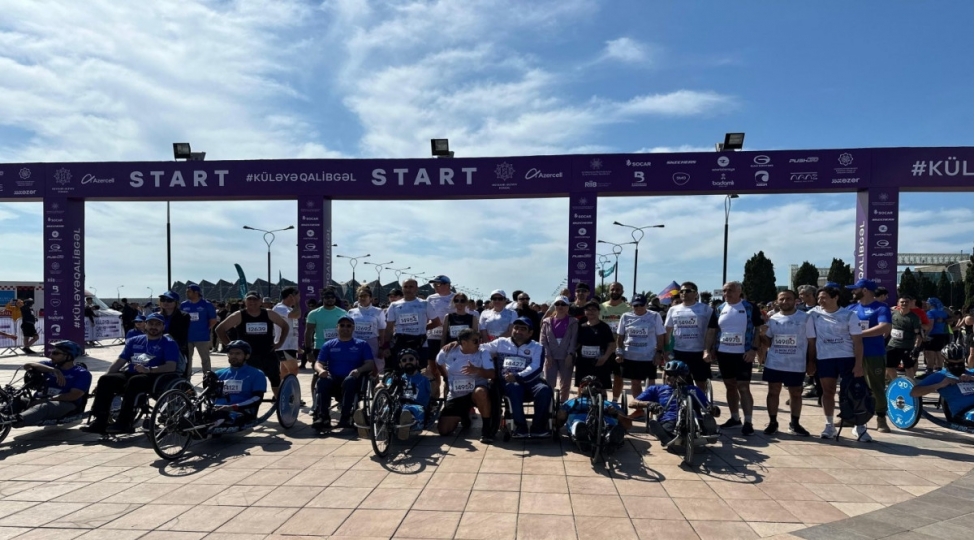 heyder-eliyev-fondunun-teshebbusu-ile-teshkil-olunan-baki-marafonu-2024-start-goturub-yenilenibfoto