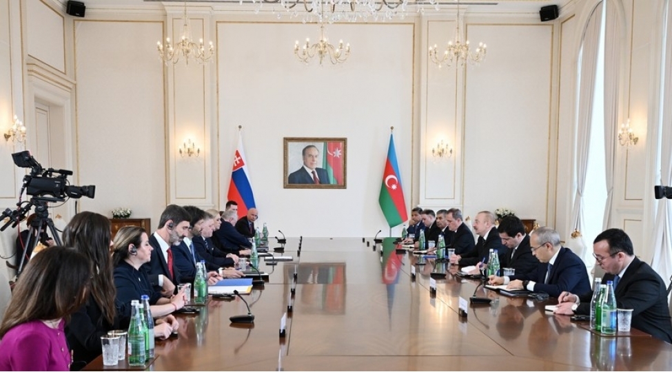 Prezident İlham Əliyevin Slovakiyanın Baş naziri ilə geniş tərkibdə görüşü başa çatıb -