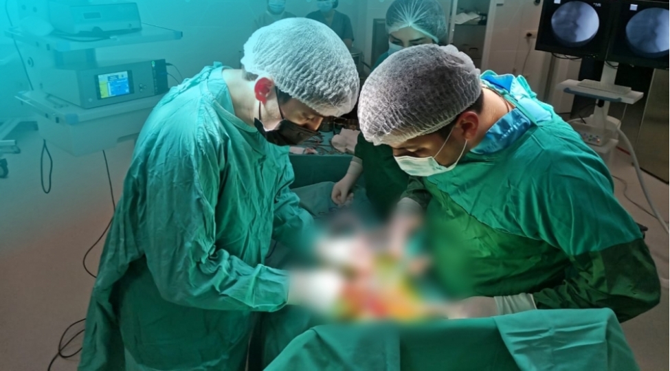ilk-defe-dovlet-xestexanasinda-epilepsiya-xestesi-uzerinde-agir-cerrahi-emeliyyat-icra-olunub