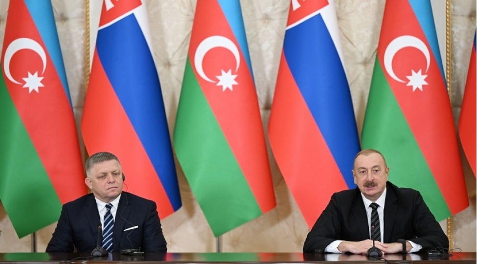 azerbaycan-prezidenti-ilham-eliyev-ve-slovakiyanin-bash-naziri-robert-fitso-metbuata-beyanatla-chixish-edibler-yenilenibfoto