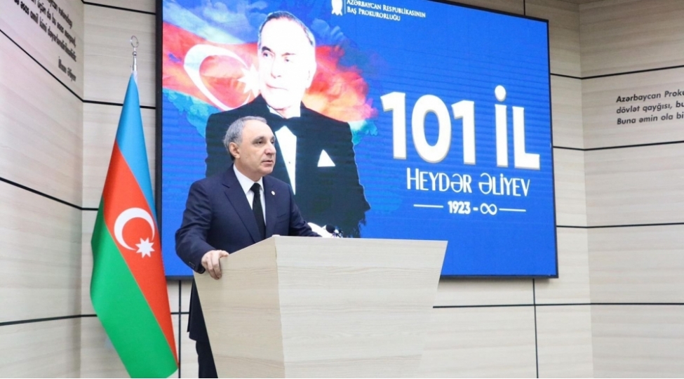 bash-prokuror-ulu-onder-heyder-eliyevin-tek-azerbaycanda-deyil-kechmish-ssri-erazisinde-de-tarixi-xidmetleri-olub