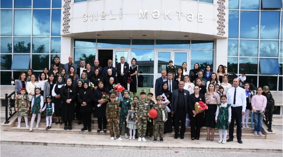 culfa-sheher-3-nomreli-tam-orta-mektebde-shehidlerimizin-adlarina-verilmish-sinif-otaqlarinin-teqdimati-olub-foto