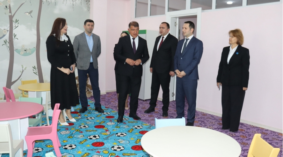 heyder-eliyev-fondu-samuxda-yeni-korpeler-evi-ushaq-bagchasi-insha-edib-foto