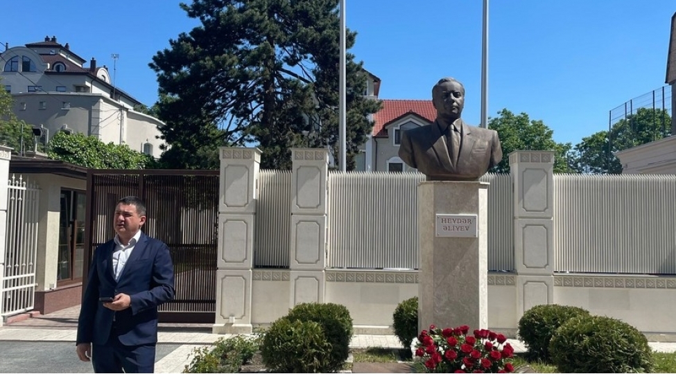 moldovadaki-azerbaycan-diasporu-heyder-eliyevin-anadan-olmasinin-101-ci-ildonumunu-qeyd-edib