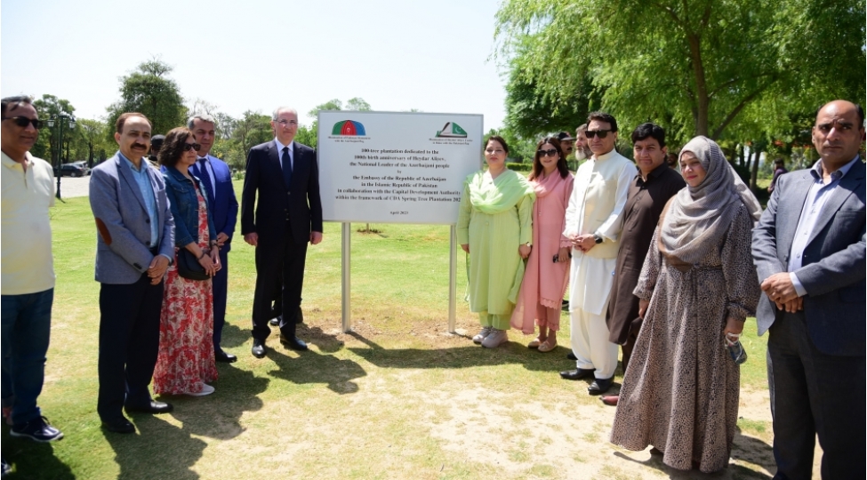 muxtar-babayev-islamabadda-azerbaycan-parkini-ziyaret-edib