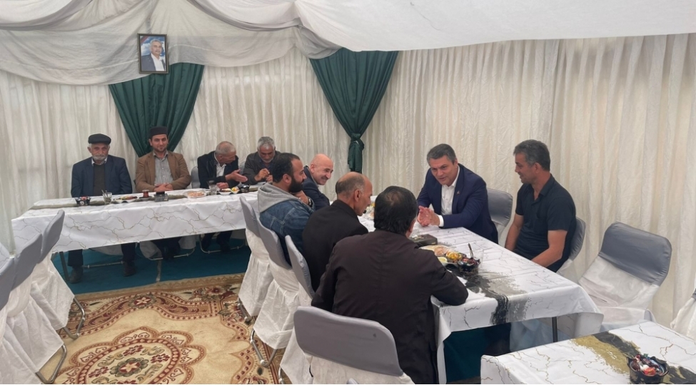 deputat-birinci-qarabag-muharibesi-doyushchusunun-yas-merasiminde-ishtirak-edib
