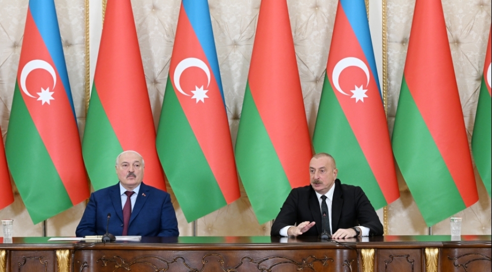 gulustan-sarayinda-prezident-ilham-eliyevin-adindan-prezident-aleksandr-lukashenkonun-sherefine-dovlet-ziyafeti-verilir