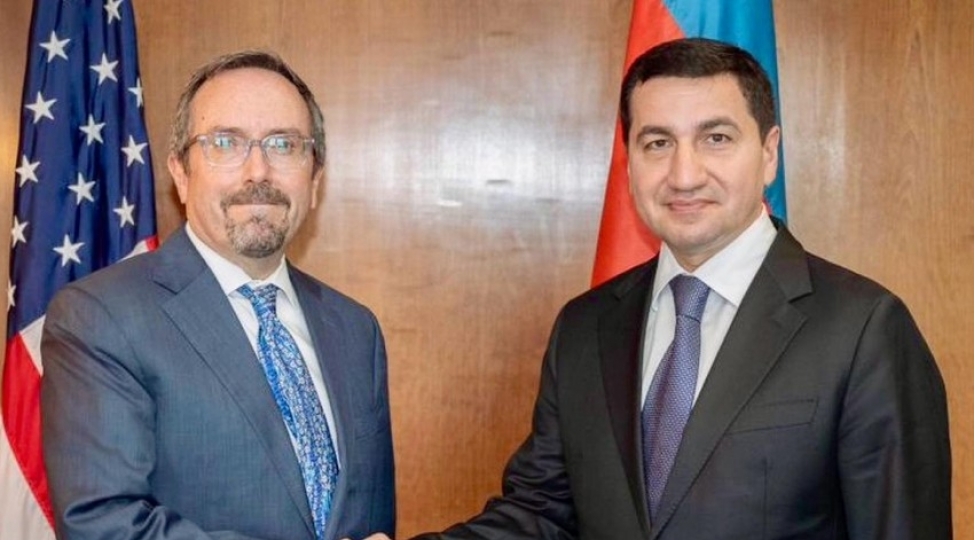 hikmet-haciyev-absh-dovlet-katibinin-muavini-ile-gorushub