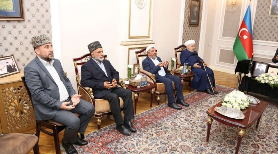 allahshukur-pashazade-iranin-azerbaycandaki-sefirliyinde-olub