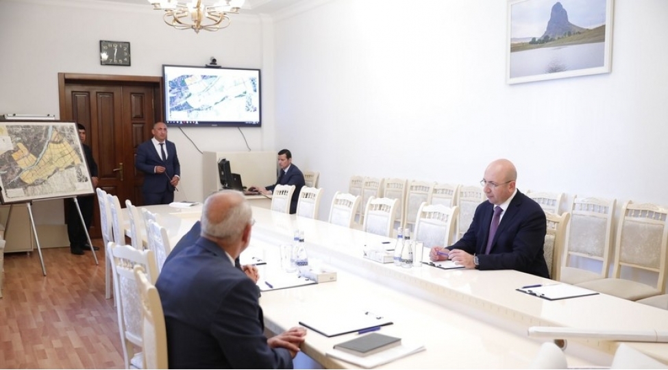 anar-quliyev-qazaxda-vetendashlari-qebul-edib-foto