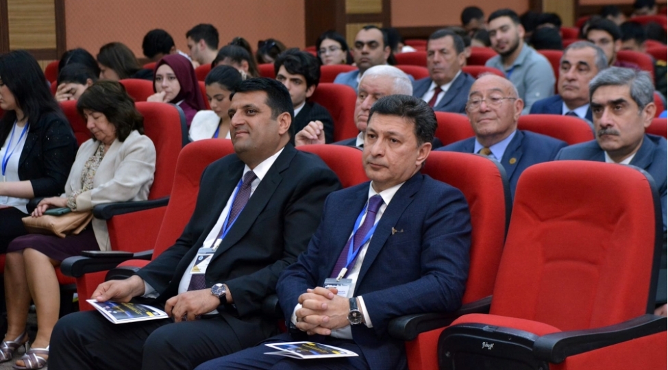tibb-telebeleri-ve-genc-tedqiqatchilarin-respublika-konfransi-naxchivan-dovlet-universitetinde-kechirilib-foto