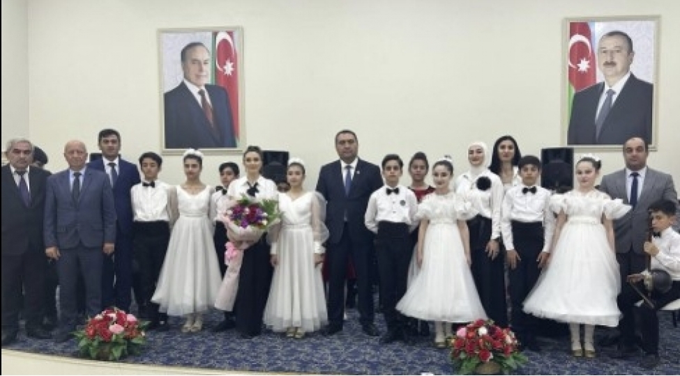 yashil-dunya-namine-hemreylik-ili-ve-umummilli-liderin-101-illiyine-hesr-olunmush-hesabat-konserti-kechirilib