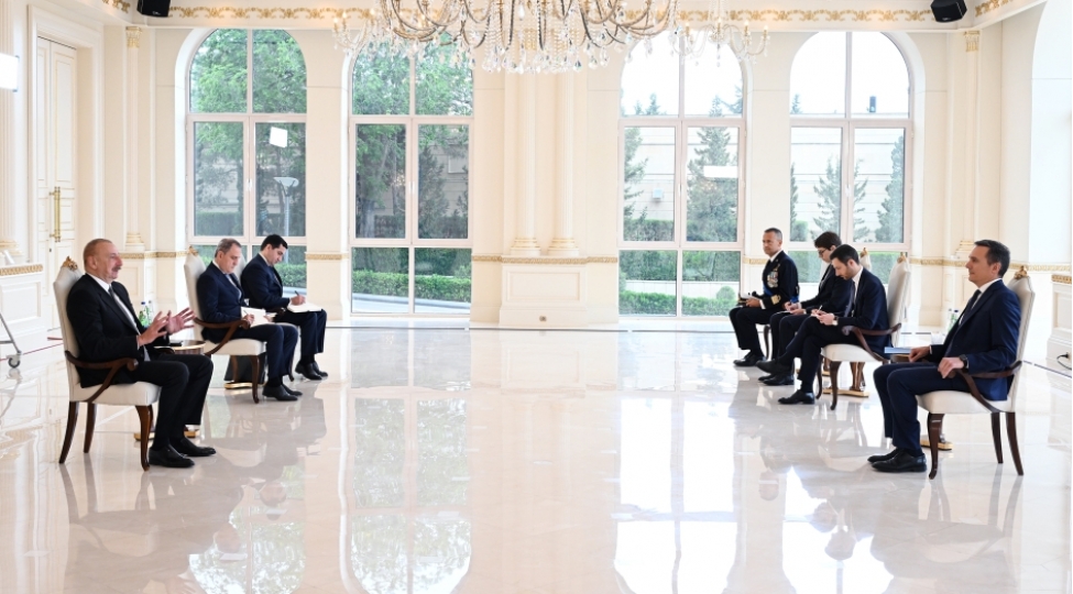 prezident-ilham-eliyev-italiyanin-olkemizde-yeni-teyin-olunmush-sefirinin-etimadnamesini-qebul-edib-yenilenib