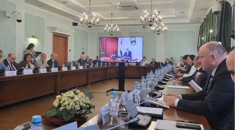 milli-meclisin-deputatlari-mdb-pa-nin-komissiya-iclaslarinda-ishtirak-edib