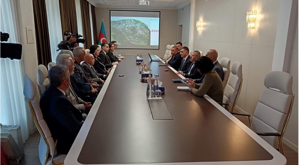 azad-edildikden-sonra-shushada-18-memarliq-abidesi-berpa-edilib