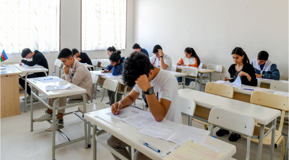 naxchivanda-kechirilen-imtahanlarda-2300-den-chox-abituriyent-ishtirak-edib