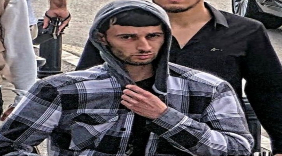 tik-tokda-xanimlarin-fotolarini-yayan-shexsi-polis-saxlayib