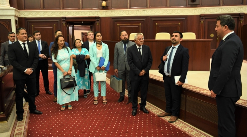 fransiz-polineziyasinin-numayende-heyetinin-rehberi-azerbaycana-seferini-elametdar-adlandirib-foto