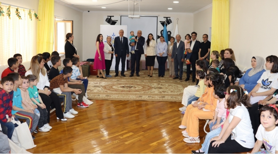 xetai-rayonunda-3-sayli-ushaq-evinde-ushaqlarin-beynelxalq-mudafiesi-gunu-qeyd-edilib-foto