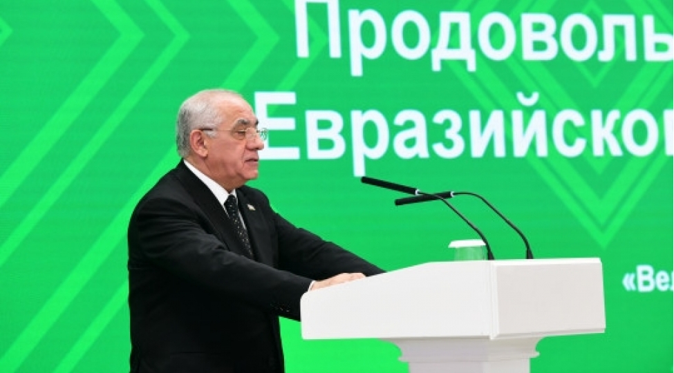eli-esedov-erzaq-tehlukesizliyinin-temin-edilmesi-azerbaycanin-strateji-prioritetlerinden-biridir