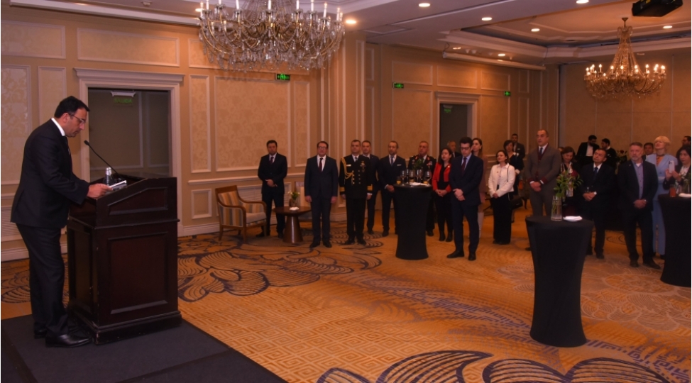 azerbaycanla-chili-arasinda-diplomatik-munasibetlerin-qurulmasinin-ildonumu-munasibeti-ile-resmi-qebul-kechirilib