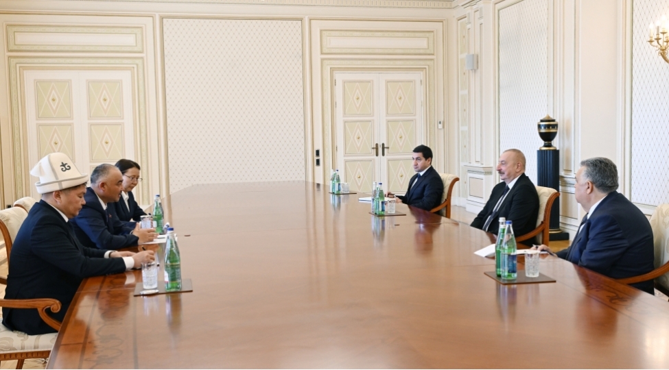 prezident-ilham-eliyev-qirgizistanin-joqorku-keneshinin-sedrini-qebul-edib-yenilenibfoto