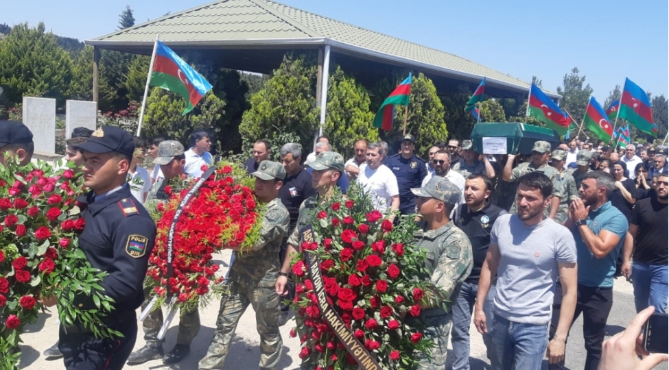birinci-qarabag-muharibesinde-shehid-olan-nazim-shirinovun-qaliqlari-defn-edilib