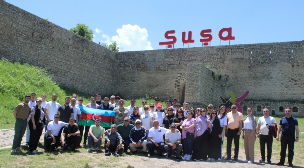yap-nizami-rayon-teshkilatinin-rehberliyi-ve-feallari-shushada-seferde-olublar-foto