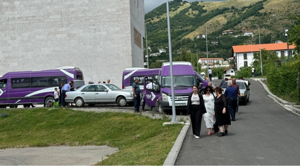 lachinda-daha-21-aileye-evlerin-acharlari-teqdim-olunub