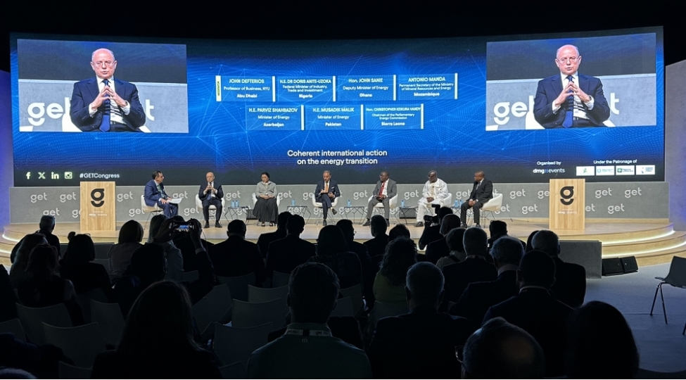 perviz-shahbazov-milanda-yashil-enerji-kechidi-konqresinde-chixish-edib-foto