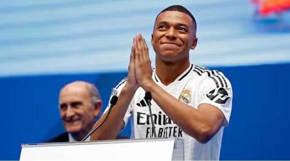 anamin-nece-agladigini-gorurem-mbappe