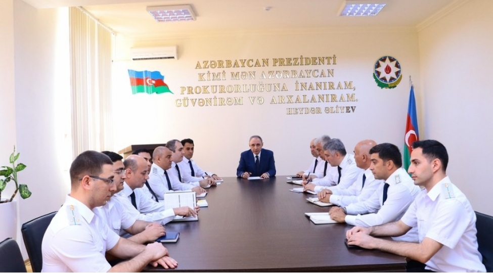 kamran-eliyev-qusarda-vetendashlari-qebul-edib-foto