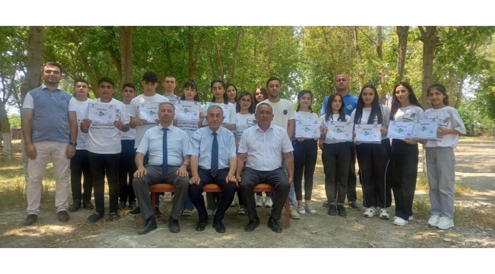 tarixi-zefer-movzusunda-intellektual-yarishin-teshkili-adli-layihesi-berde-agdam-ve-terter-rayonlarinda-icraedilib