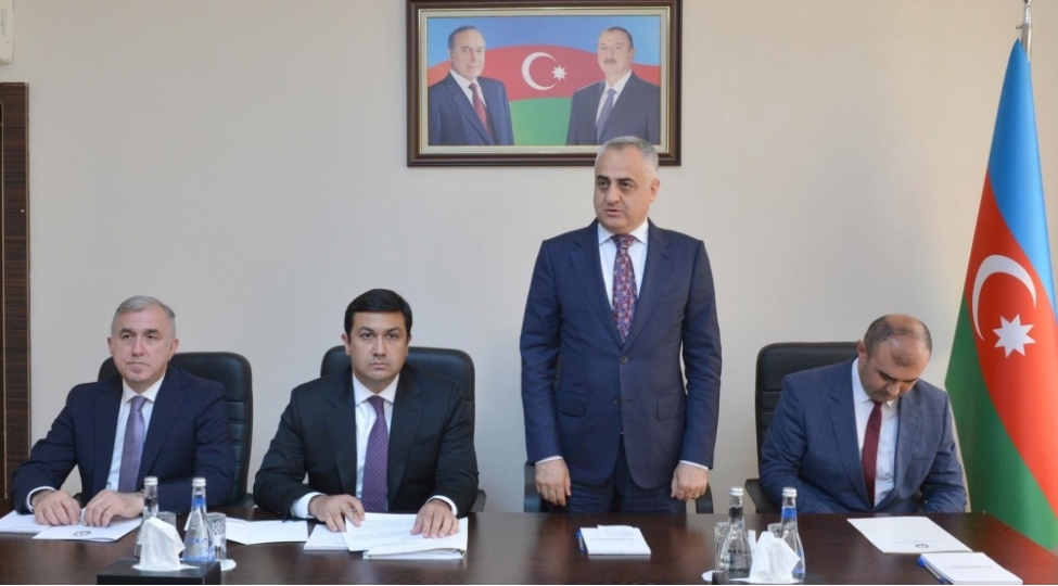 naxchivan-dovlet-vergi-xidmetinin-reisi-kollektive-teqdim-olunub