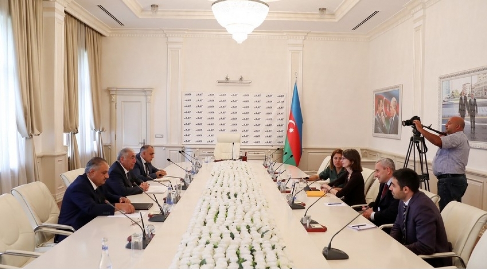 yenikend-bilesuvar-yolunda-tikinti-ve-qurashdirma-bu-ilin-sonuna-qeder-yekunlashacaq-foto
