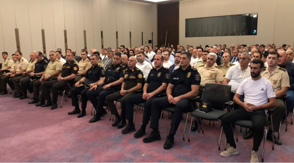 fhn-in-dovlet-yangin-nezareti-xidmeti-mushavire-kechirib-foto