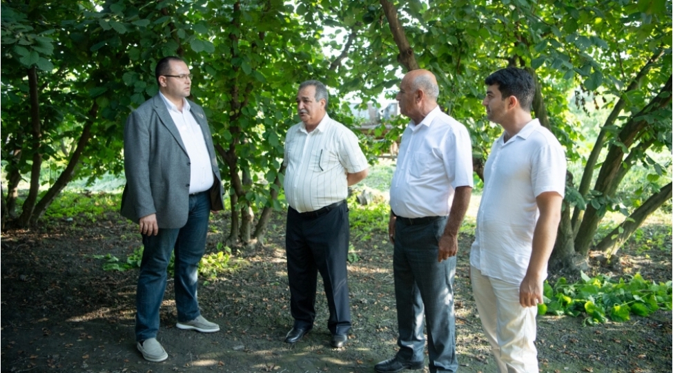 kend-teserrufati-naziri-qax-rayonunda-teserrufatlara-bash-chekib-fermerlerle-gorushub