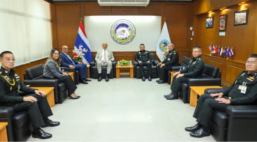 anama-tailand-minatemizleme-merkezi-ile-emekdashliq-perspektivlerini-muzakire-edib-foto