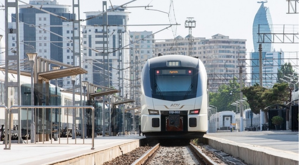 baki-agstafa-baki-marshrutu-uzre-elave-qatar-reysleri-teyin-edilib-29