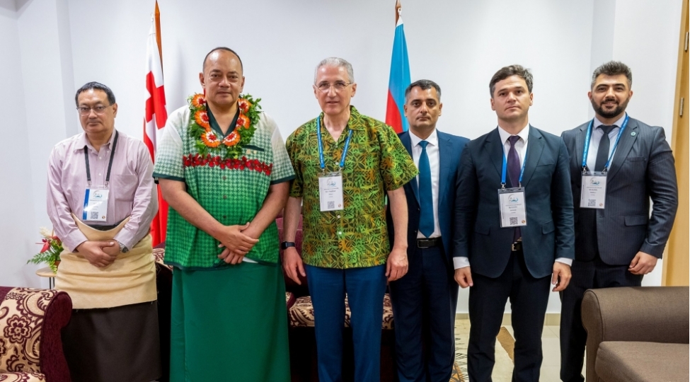 muxtar-babayev-tonqanin-bash-naziriile-gorushub-foto